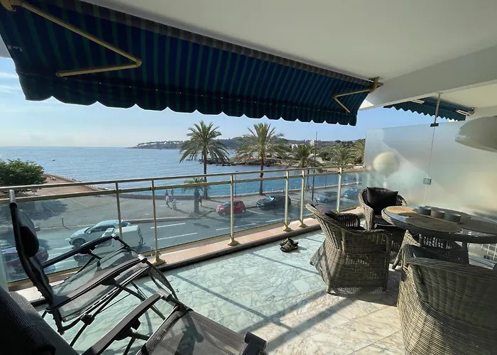 Appartement Antibes Terrasse En Front De Mer